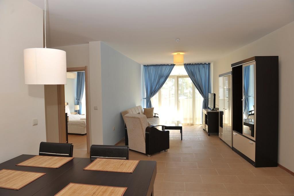 Black Sea Star Aparthotel Sozopol Habitación foto
